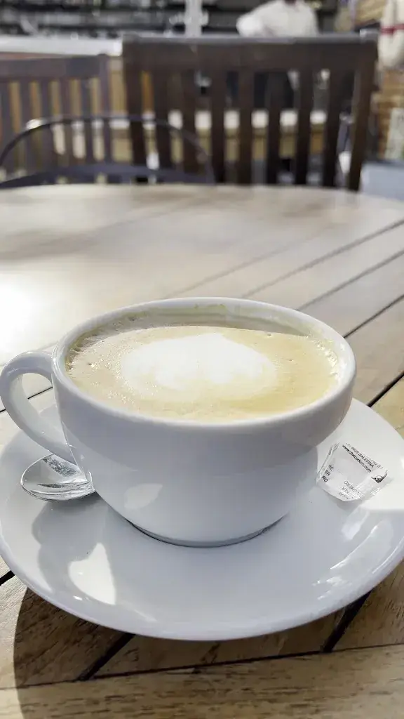 Natalia Tykhoniuk_La Terrasse_Lutry_recensione