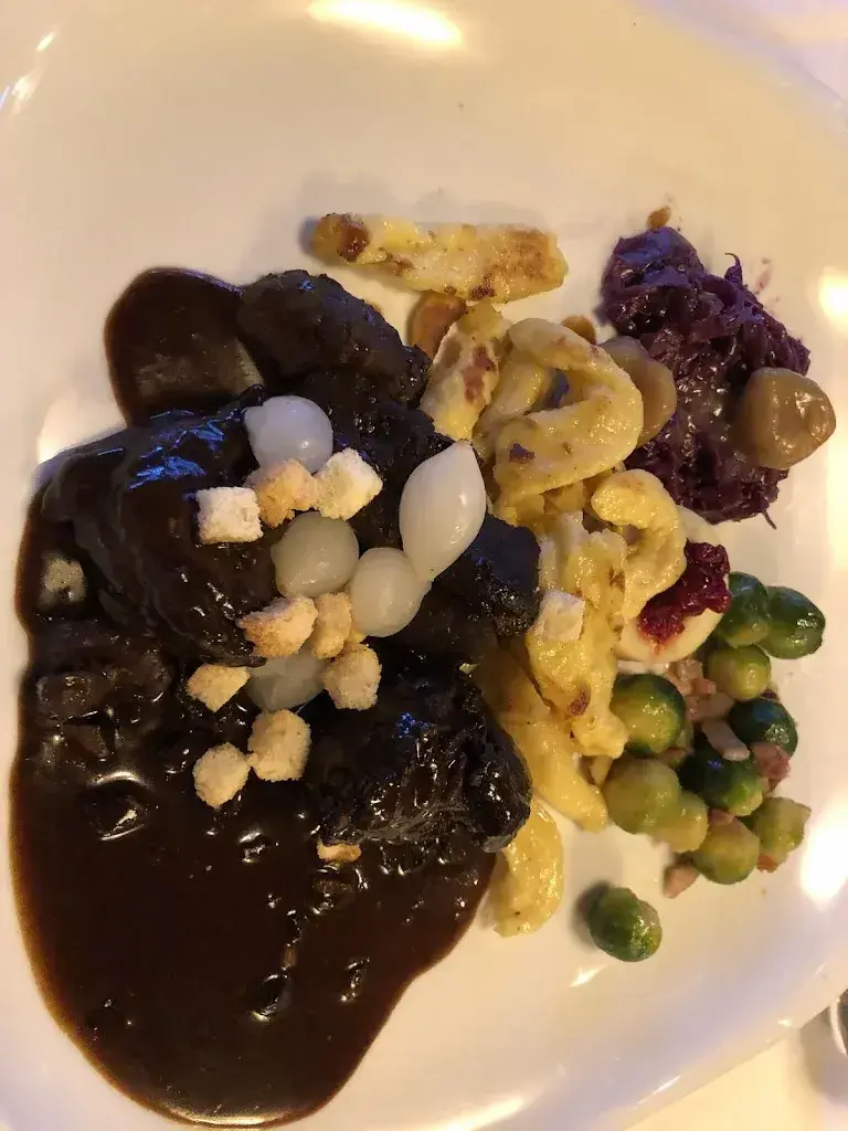 David Gysin_Clubhouse Restaurant-Bar-Lounge_Davos_review