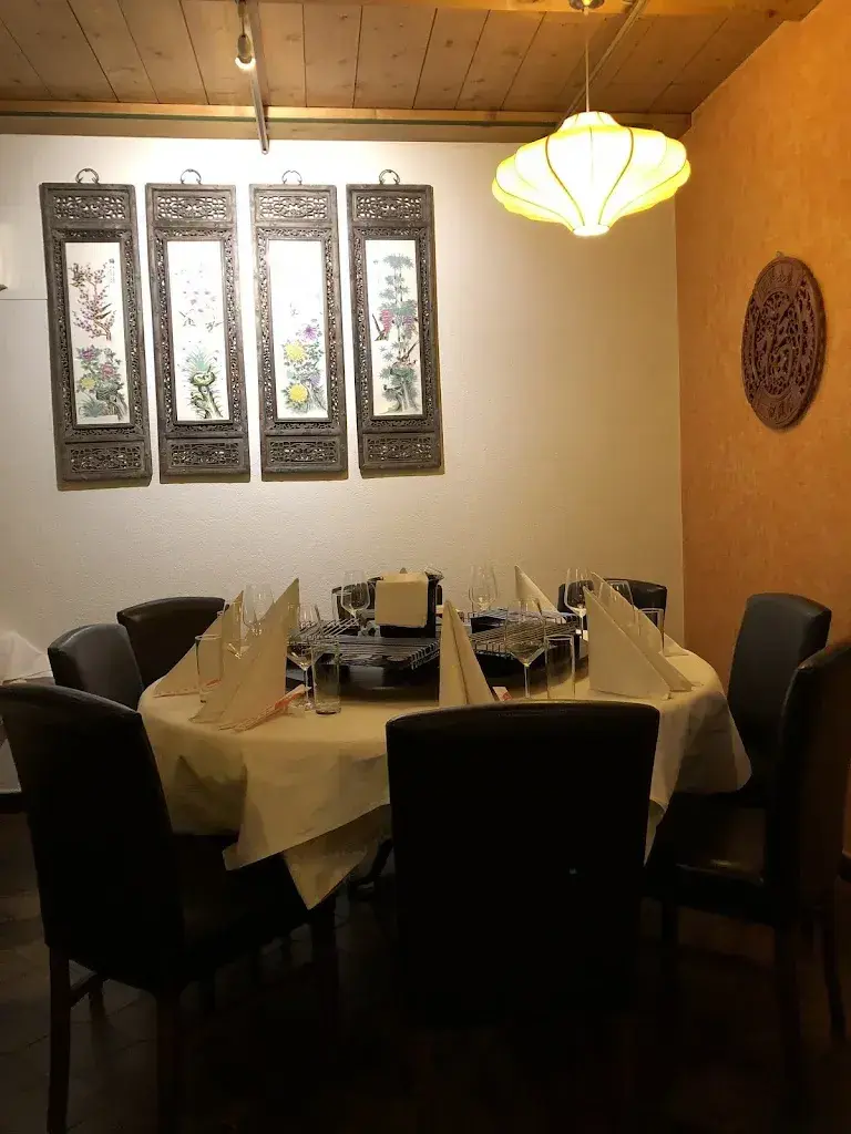 Dennis Chan_Restaurant Emerald_Davos_review
