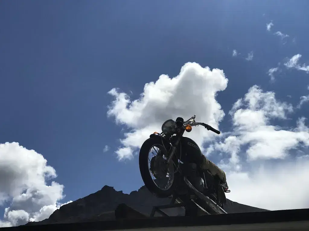 Steffen Stoewer_Süsom Givè_Tschierv_review