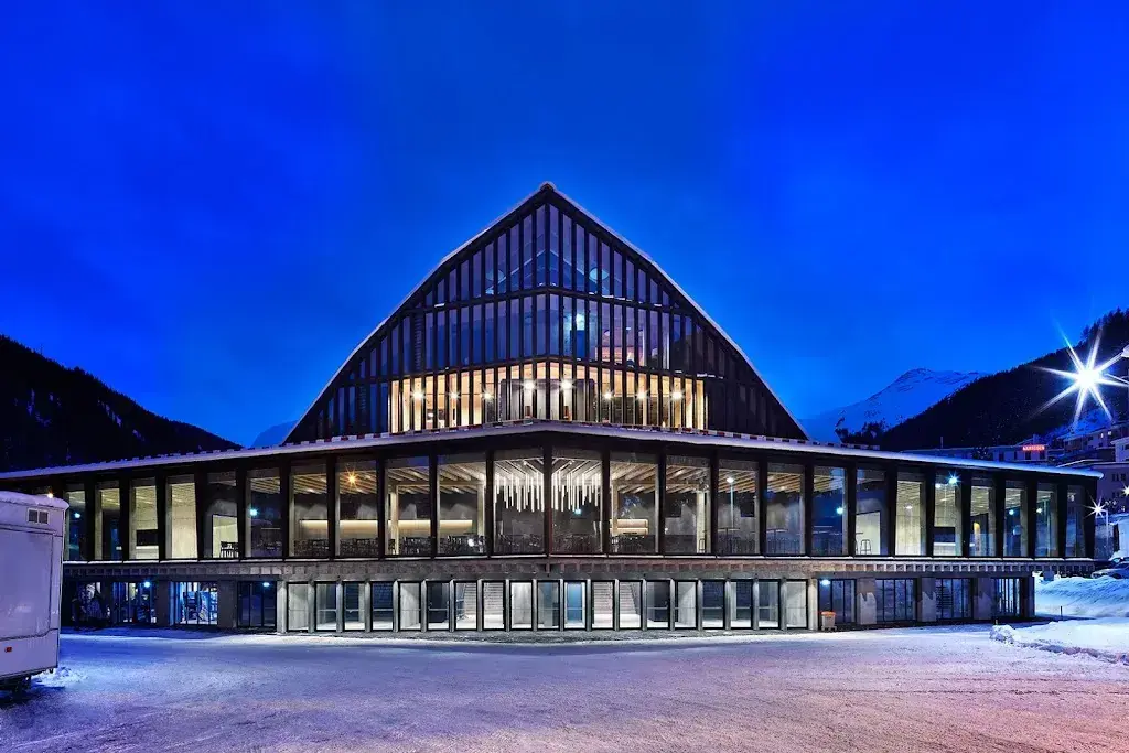 HCD Restaurant 1921_Davos_slider_image_2