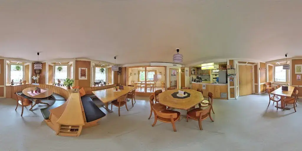 Hirschen restaurant in Jenaz