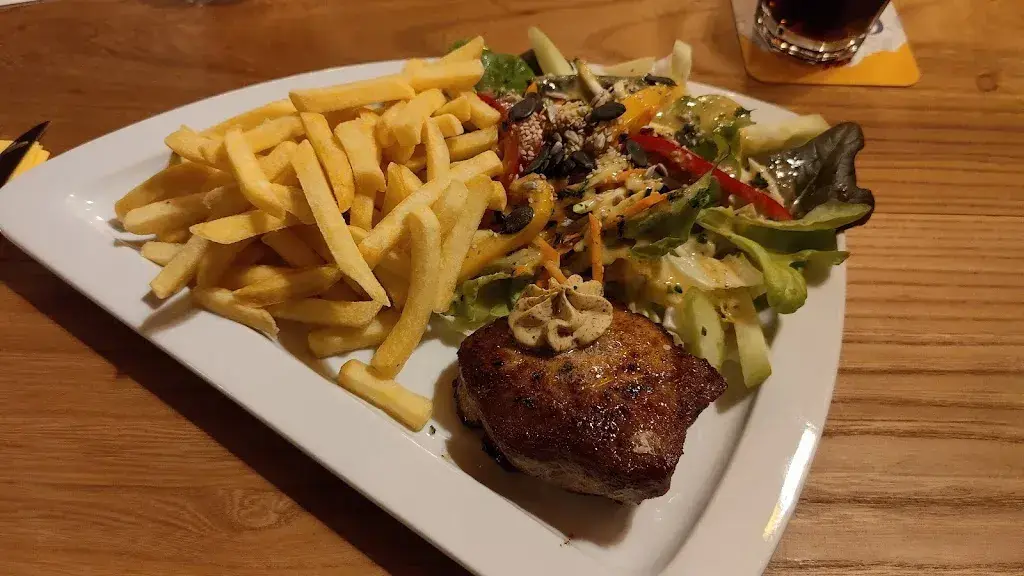 Menu_Restaurant Bahnhöfli Saas_Saas im Prättigau_immagine_6