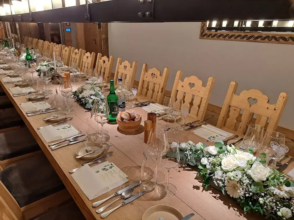 Bergrestaurant Madrisa-Hof restaurant in Klosters Dorf