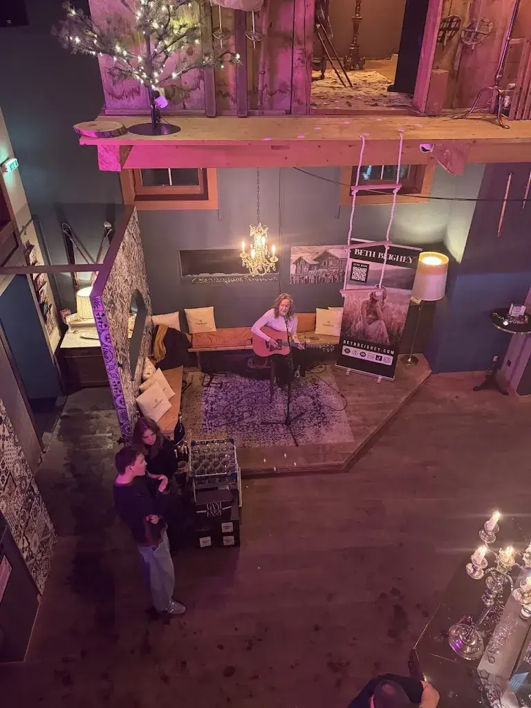 John Mather_Armando's pane e vino_Klosters-Serneus_recensione