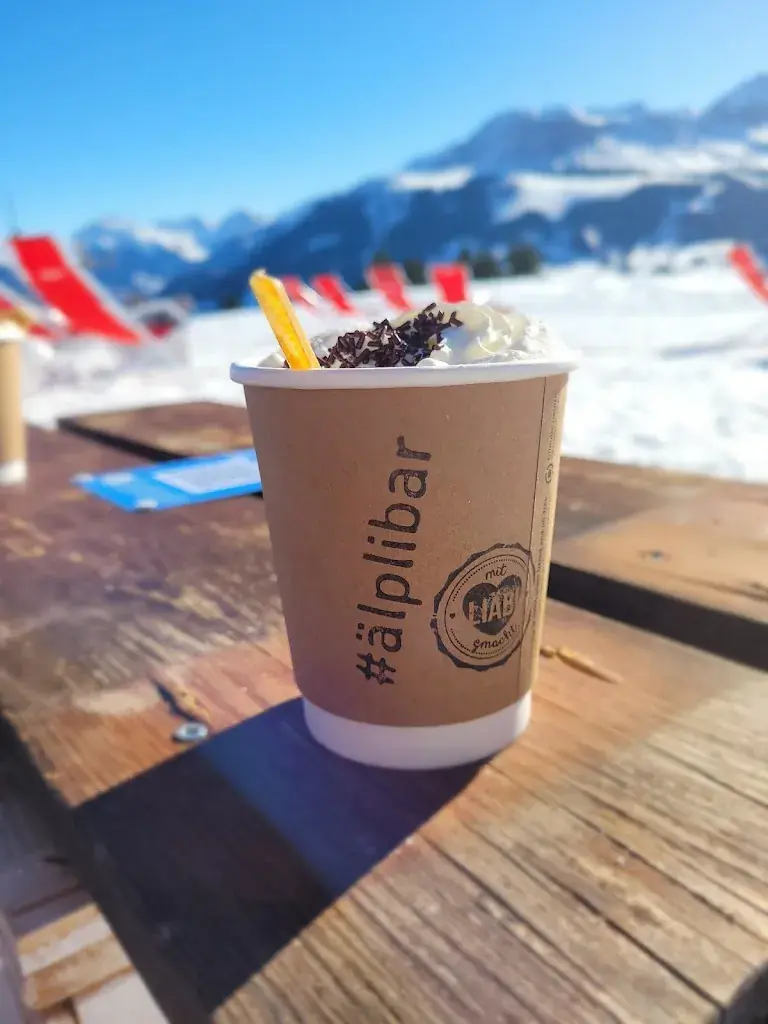 Beatrice Steiner_Älplibar Brambrüesch_Malix_review