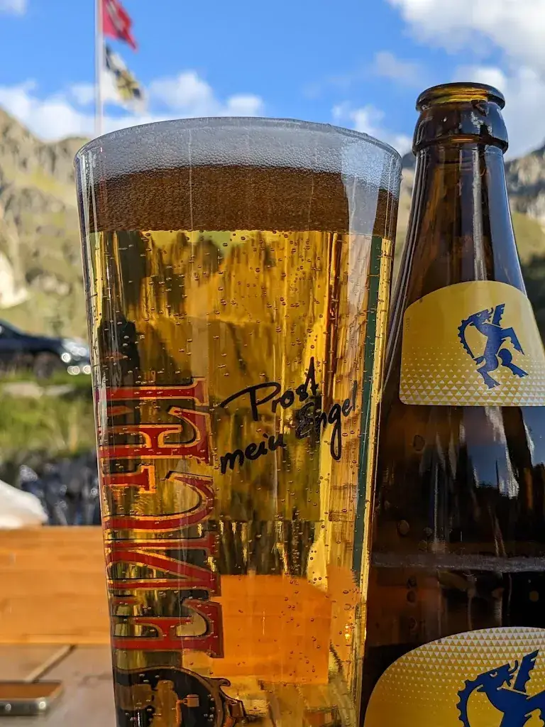 Alberto Zirondelli_Berghaus Sulzfluh_St. Antönien_review