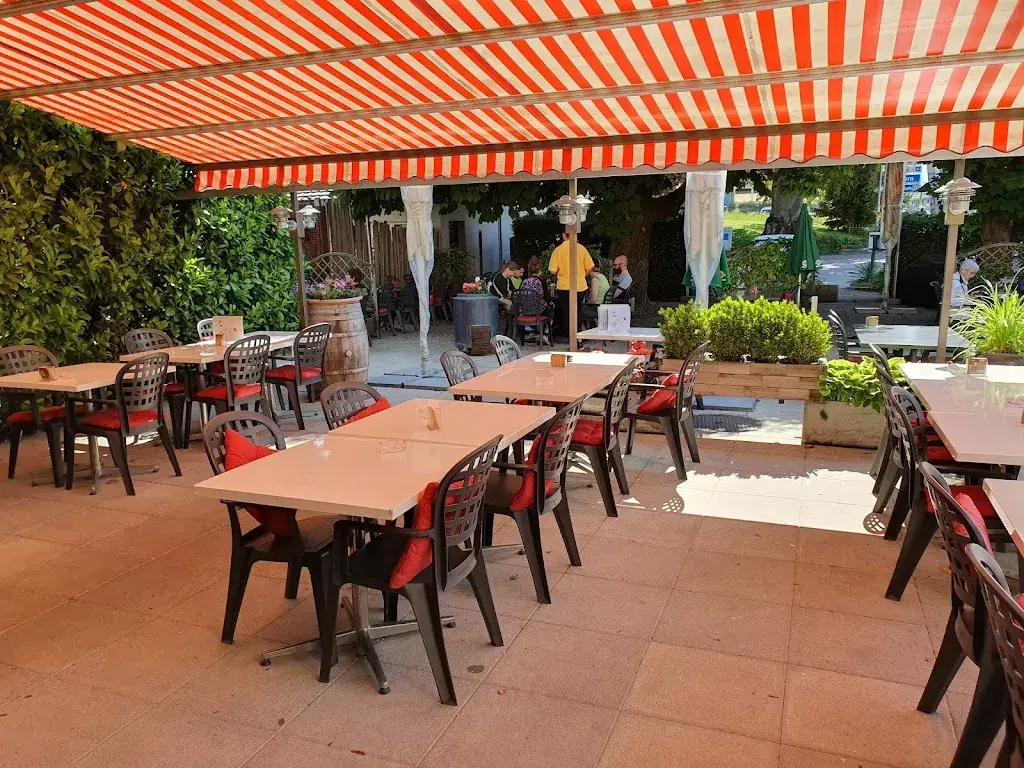 beat shona_Gasthof zur Alten Post_Büren an der Aare_recensione