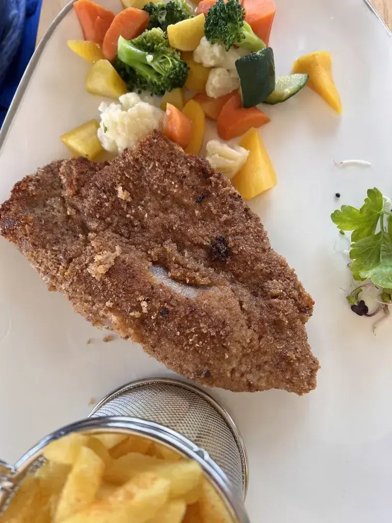 Keshav Singh_360° Panoramarestaurant Weisshorngipfel_Arosa_review