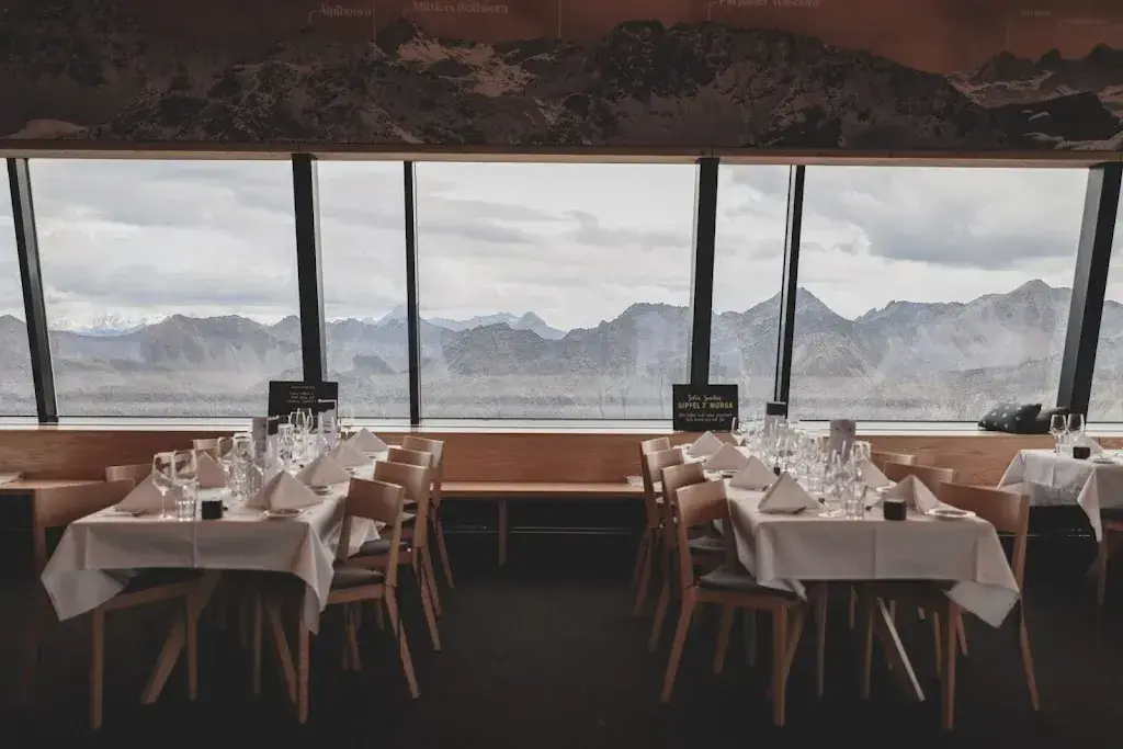 360° Panoramarestaurant Weisshorngipfel Restaurant in Arosa