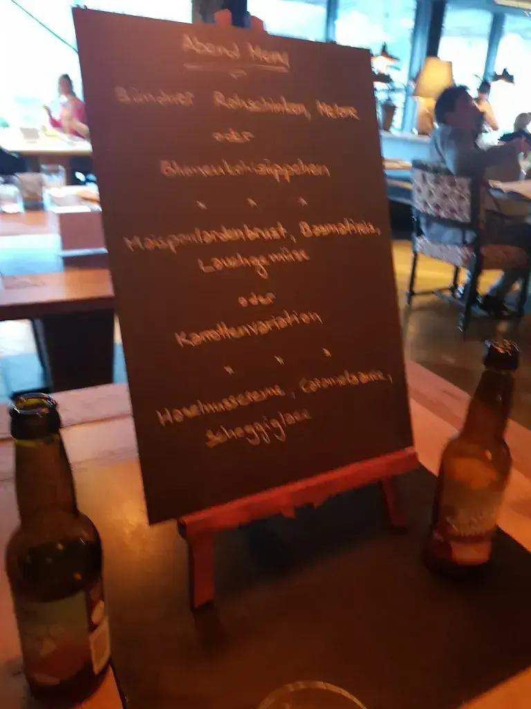 Menü_TWIST Restaurant & Terrasse_Arosa_Bild_1