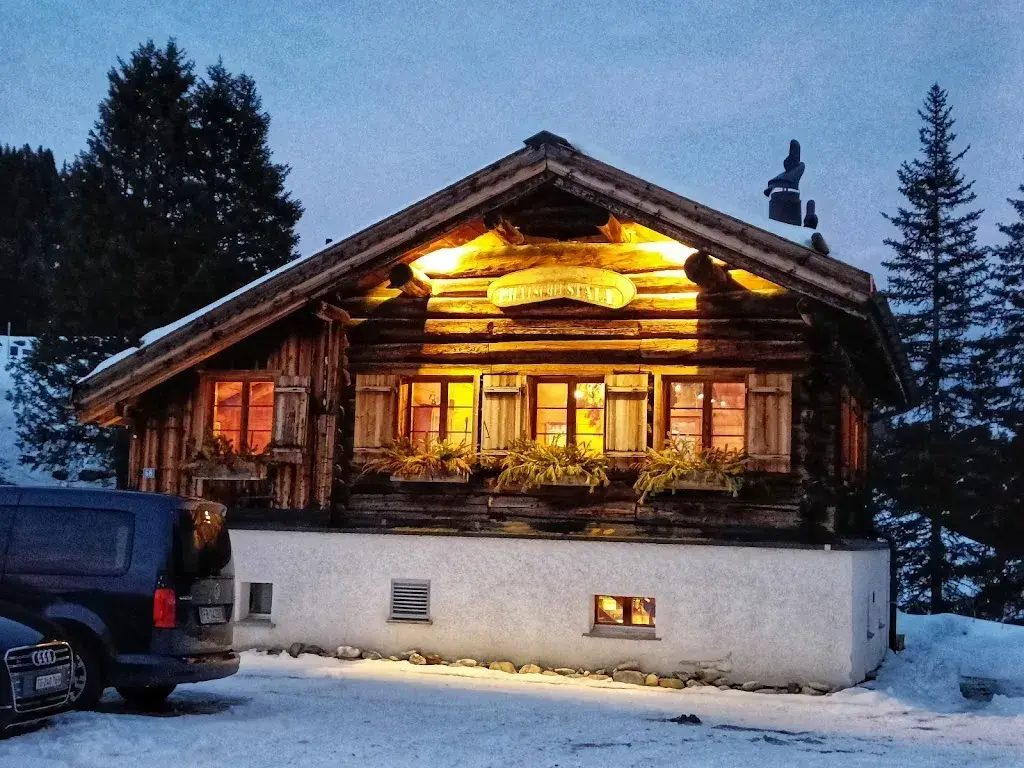 Prätschli-Stall_Arosa_slider_image_3