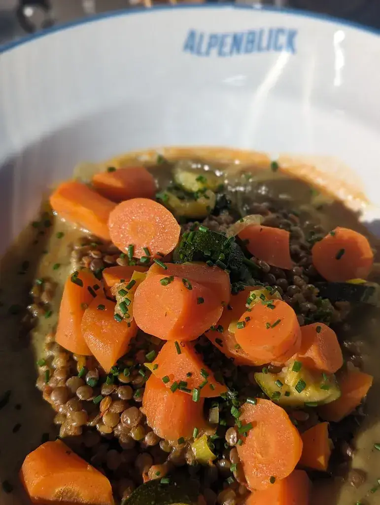 Ambros Scherzinger (AM Boden)_Caduffstube_Arosa_review