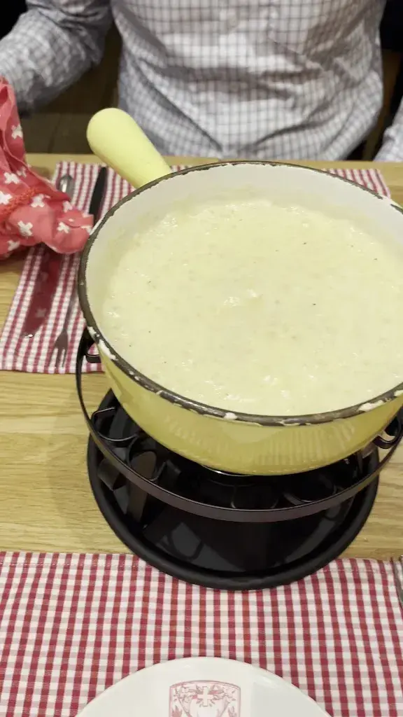 MJLB_Vetterstübli_Arosa_recensione