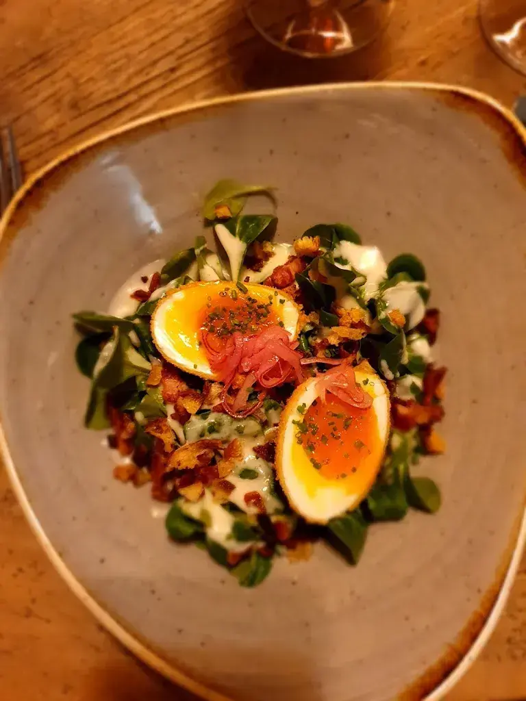 Martina Bucher_Restaurant Charlotte_Arosa_review