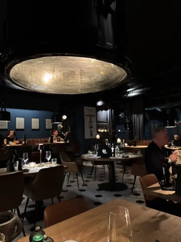 RVNT MUSIC_Esszimmer Arosa_Arosa_review