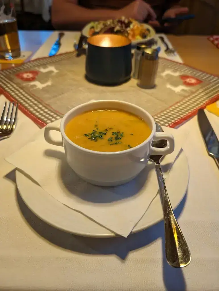 Menu_Hotel Restaurant Alpenrose_Maienfeld_image_5