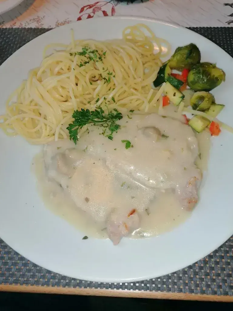 Menu_Hotel Restaurant Alpenrose_Maienfeld_image_9