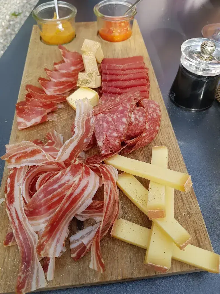 Menu_Stall 247 - Weinkost & Feinkost im einstigen Kuhstall_Maienfeld_image_6