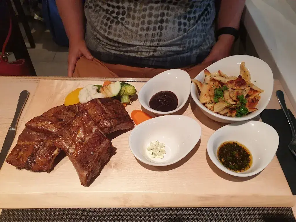 Menu_Restaurant Fünf-Dörfer_Zizers_immagine_5