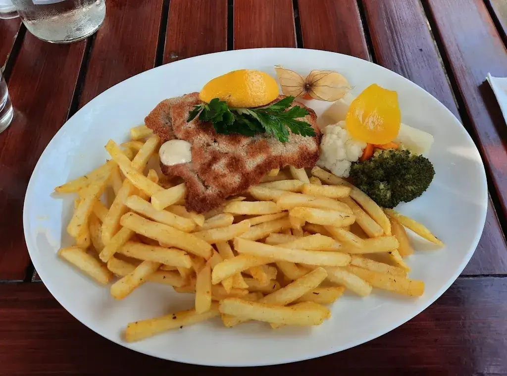 Menu_Restaurant Fünf-Dörfer_Zizers_immagine_9