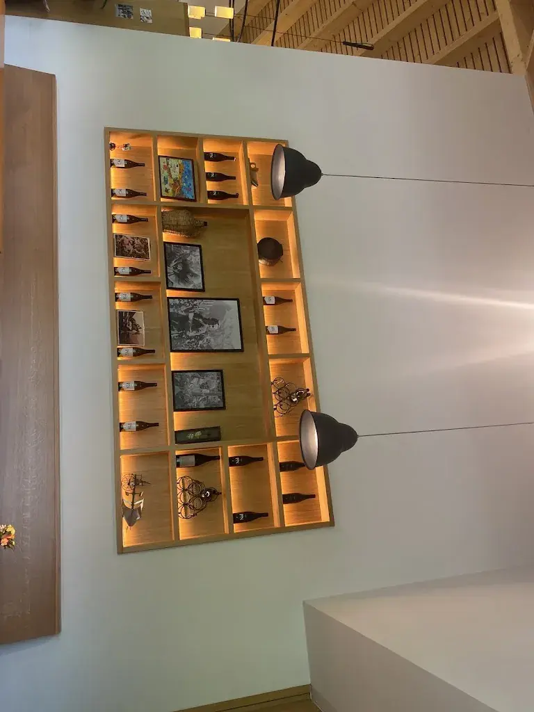 Peter Pero_Eichengut Maienfeld AG_Maienfeld_review