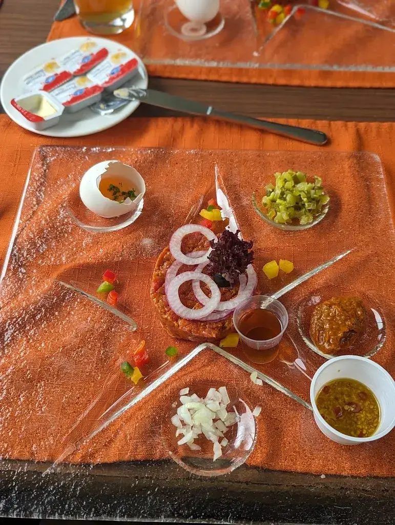 Captain Daniel_Tropenpflanzen-Restaurant Florida_Studen_review