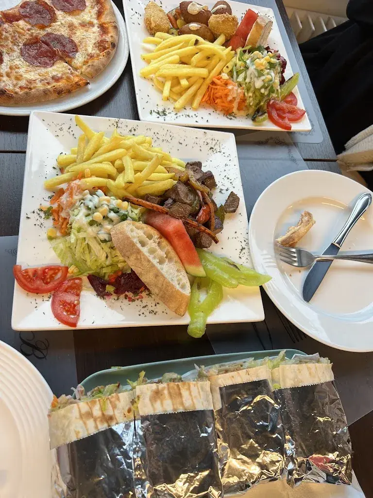 Sara abdullah_Big Chefs Kebab_Landquart_review