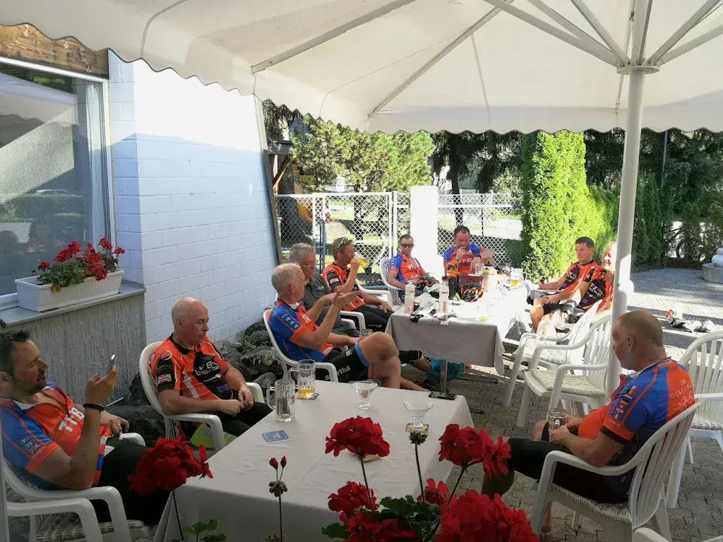 Andrew Pemberton_Hotel Restaurant Grüsch_Grüsch_Bewertung