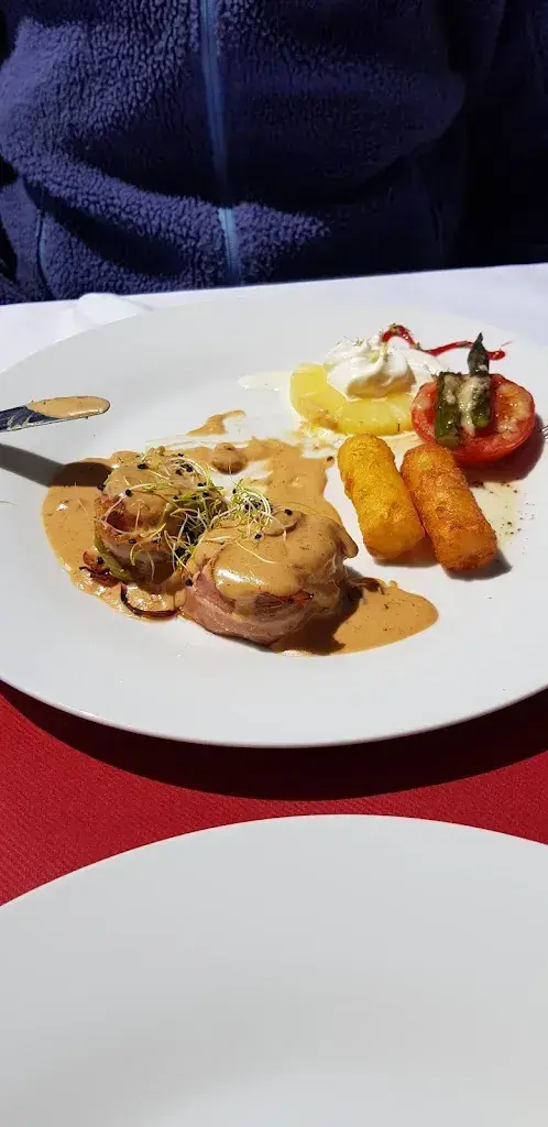 Menu_Restaurant Ustria Miraval_Sumvitg_image_3