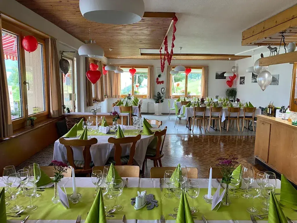 Restaurant Ustria Miraval ristorante a Sumvitg