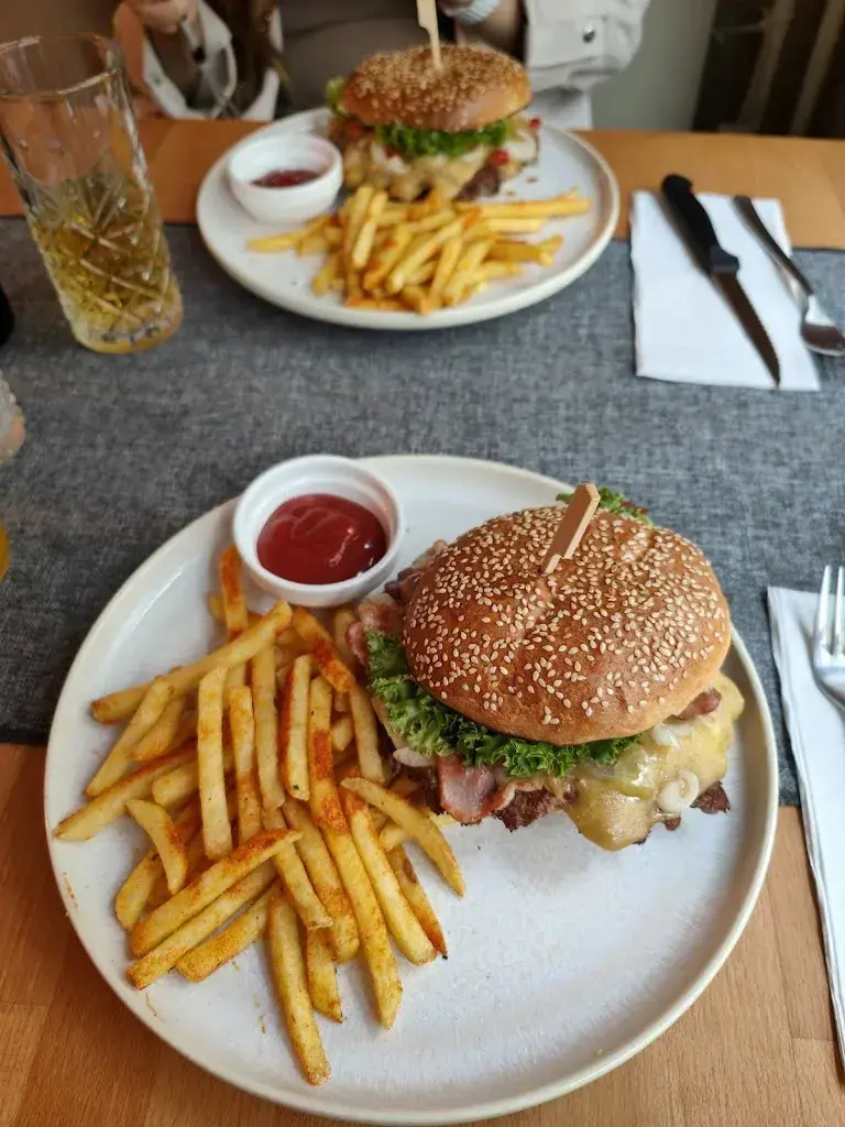 Old Town Kitchen - Aarau_Aarau_slider_image_3