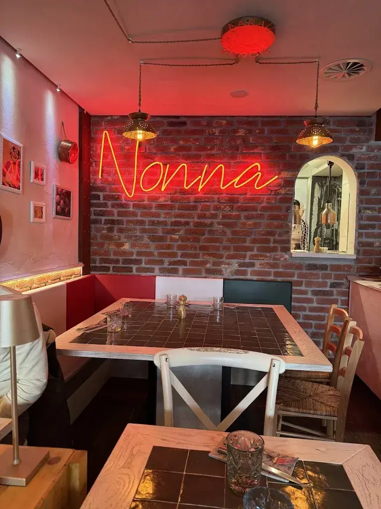 G Perez_Nonna Aarau_Aarau_review