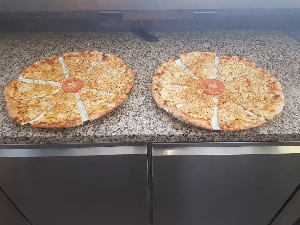 Menu_Pizza center_Lengnau_image_7