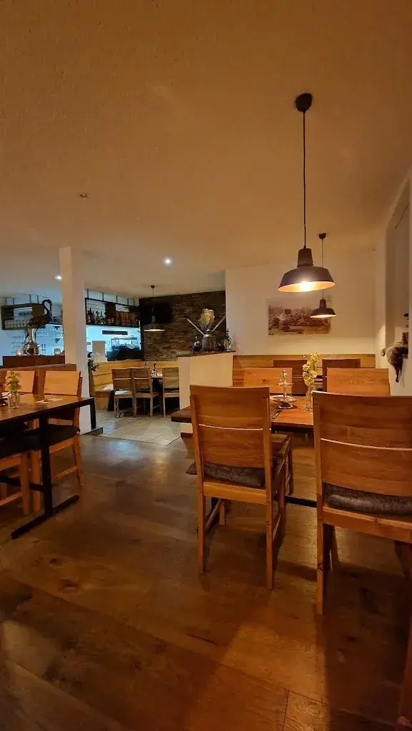 Cosmin Cojocaru_Wirtshaus zur Trostburg_Teufenthal_review