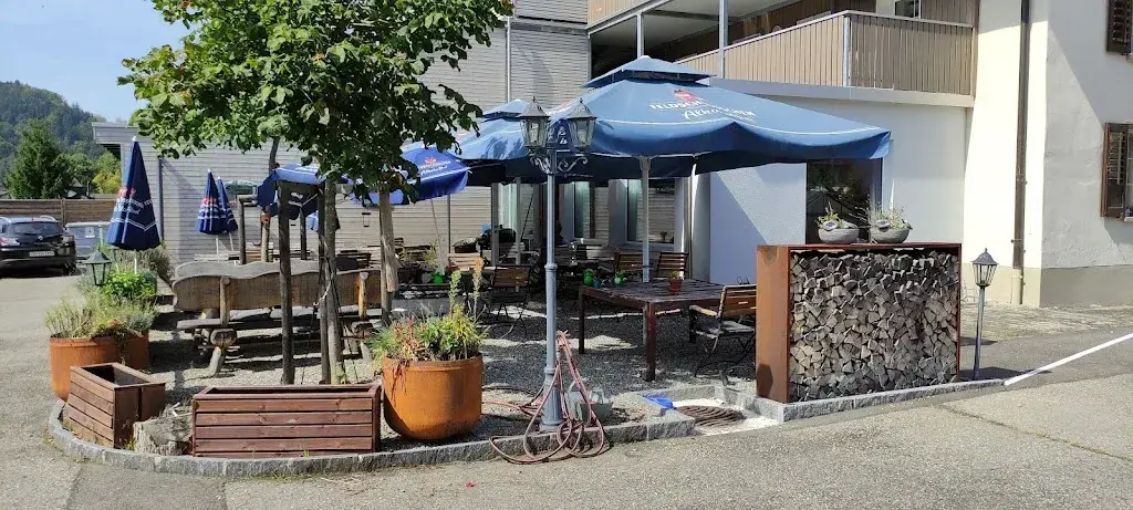 Wirtshaus zur Trostburg restaurant in Teufenthal