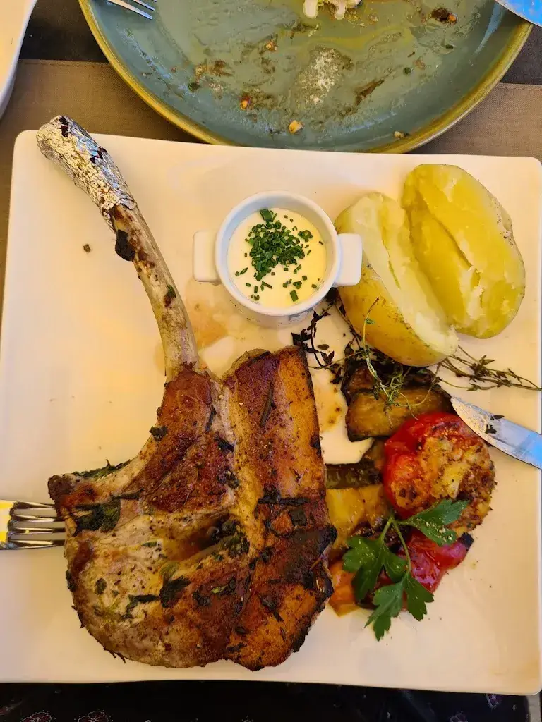 Rene Marais_GOLFBISTRO by GOLFRESTAURANT aarau-WEST_Oberentfelden_review