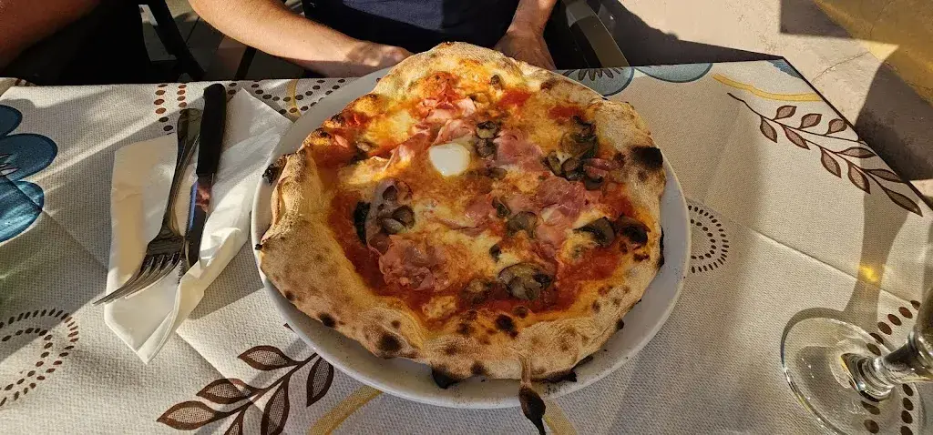 Menu_LAB30 Pizza Pasta & More_Suhr_image_8