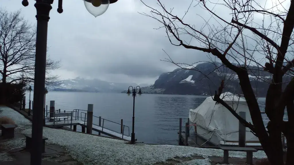 Mike Nobody is perfect_Hotel Bären Suhr_Suhr_review