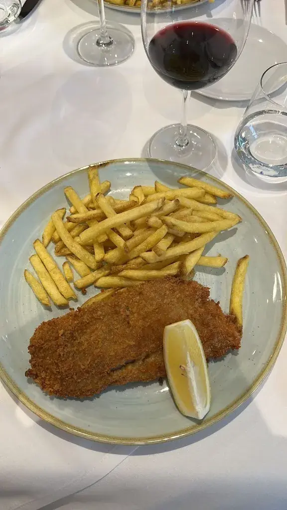 Ruben Castillo_Restaurant Rössli_Oberwil_avis