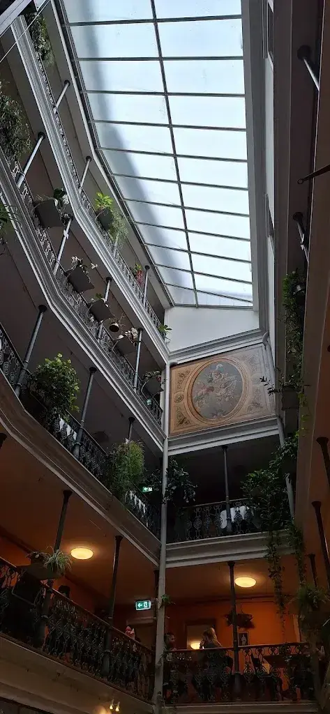 Christos Moschos_BLUME. Baden Hotel & Restaurant_Baden_avis