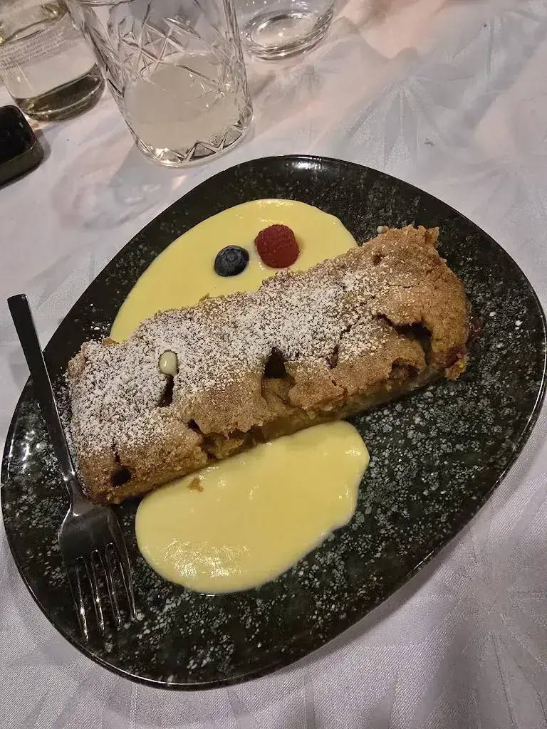 Vezire Ismajlji_Arcade AG Baden_Baden_review