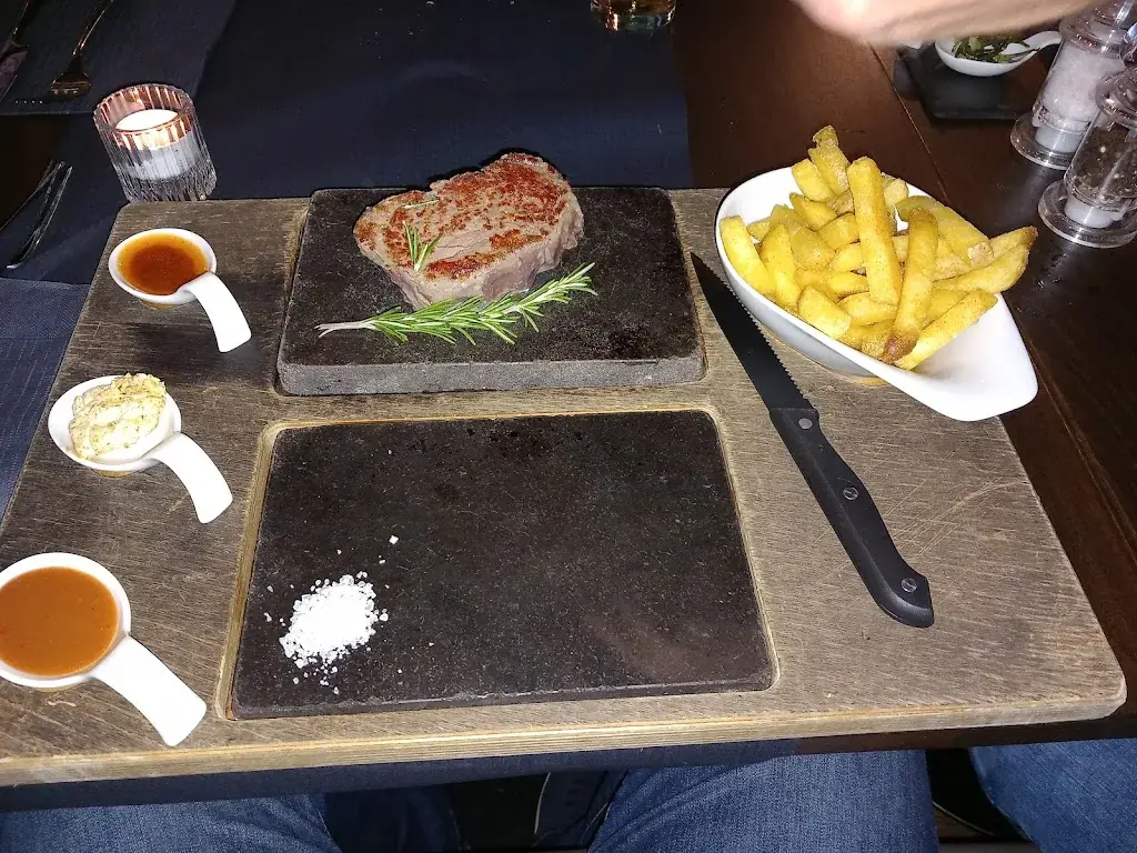 Zoran Baric_Almodo AG_Baden_review