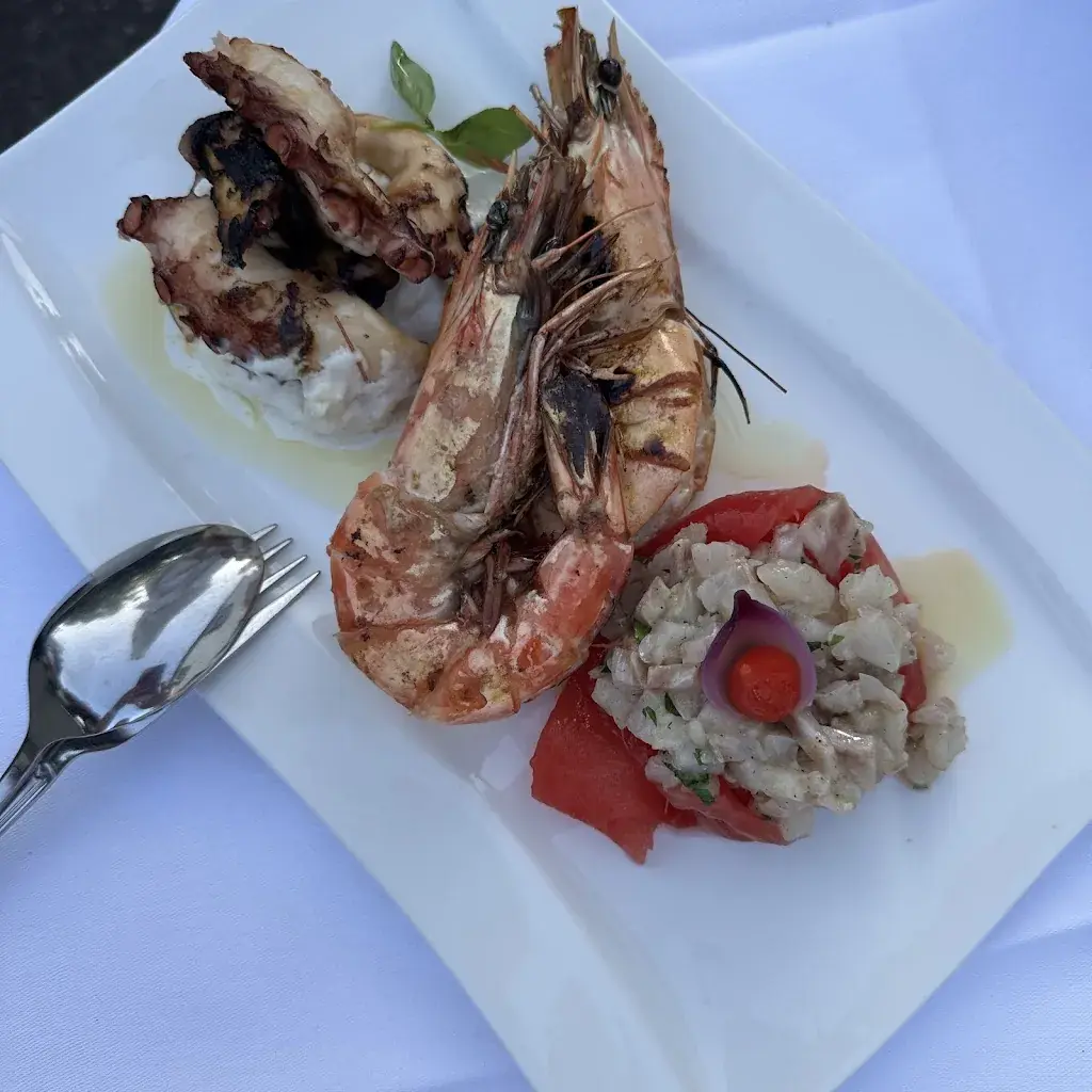 Tanja skut_Osteria Restaurant Schwanen_Oberwil_avis