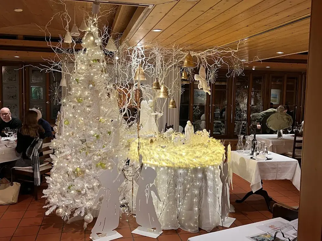 Enrique El mexicano_Zum Stutz_Widen_review