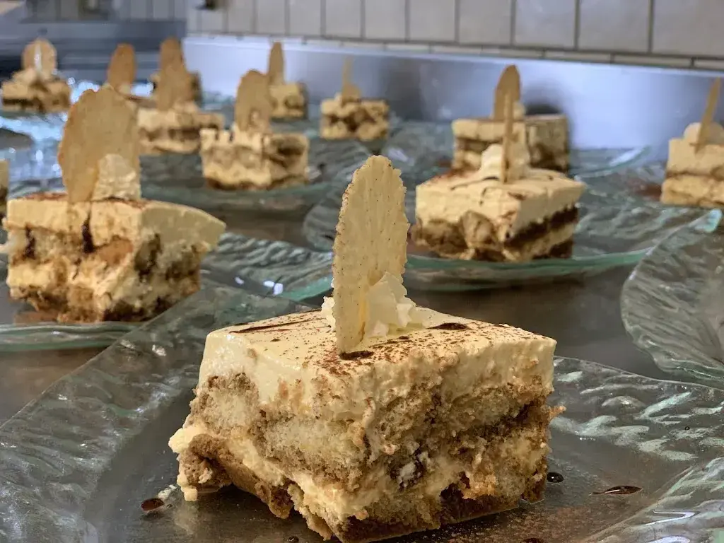 Menü_Restaurant Bergli / Pizzeria IL TARTUFO_Bergdietikon_Bild_8