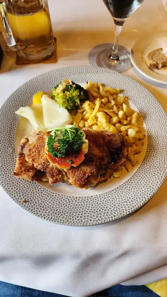 Caleb Hinshaw_Restaurant Heimat_Dietikon_review