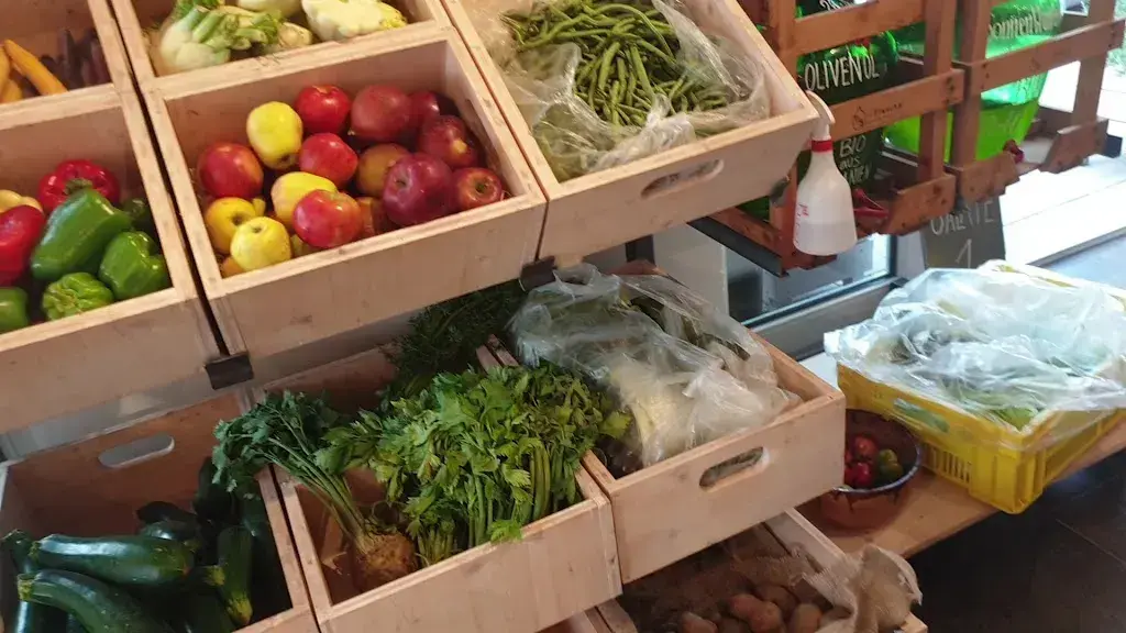 PFÜNDERLI | Einkaufen & Café_Widen_slider_image_2