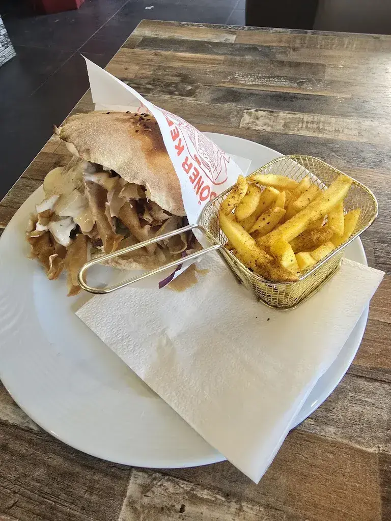 Marcel Heinrich_Luigi Pizzakurier_Obersiggenthal_review