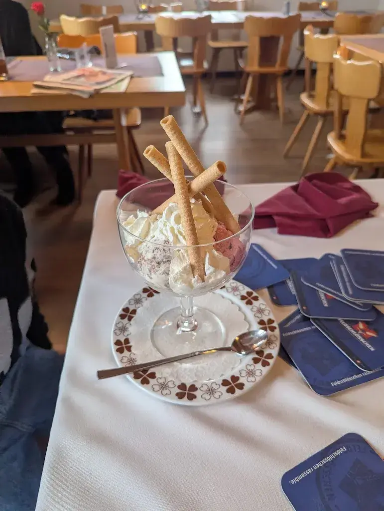 Stephan Thür_Schöneck_Remetschwil_review